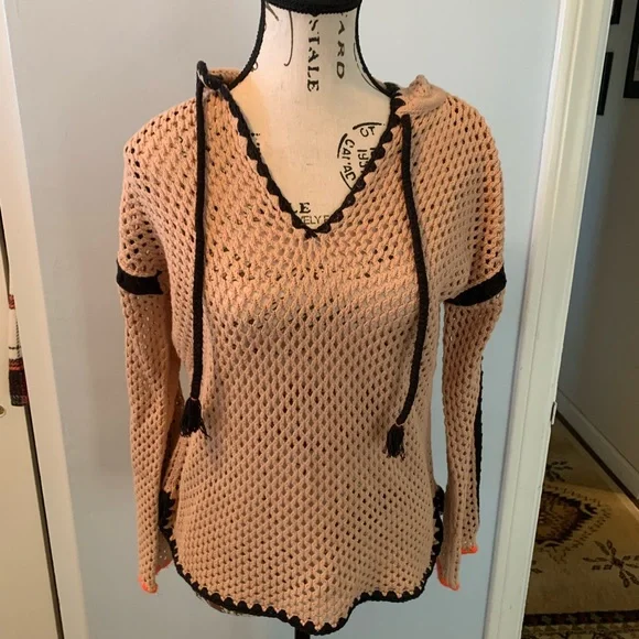 Lisa Todd Beige Knit Sweater with Black Accents - Picture 1 of 5